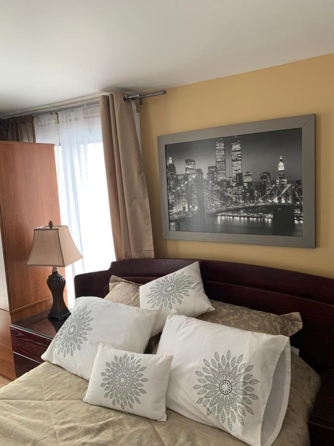 Chez Danny Hotel Монреал Екстериор снимка